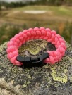 Rosa flettet armbånd thumbnail